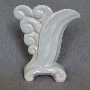Gonder Pottery Wave Design Vase. E-4 Mid Century Modern